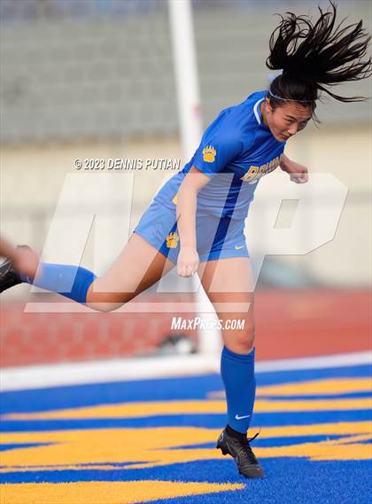 Thumbnail 2 in Sacred Heart Prep @ Santa Clara (CIF CCS DII Quarterfinals) photogallery.