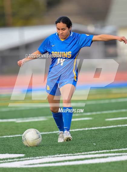 Thumbnail 3 in Sacred Heart Prep @ Santa Clara (CIF CCS DII Quarterfinals) photogallery.