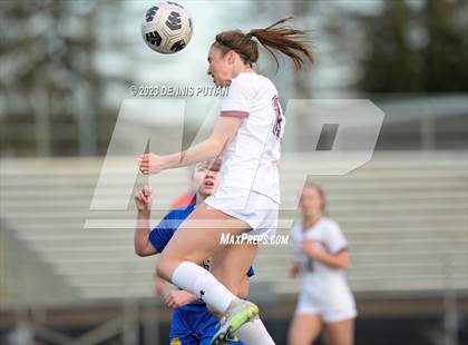 Thumbnail 2 in Sacred Heart Prep @ Santa Clara (CIF CCS DII Quarterfinals) photogallery.