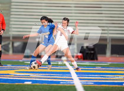 Thumbnail 3 in Sacred Heart Prep @ Santa Clara (CIF CCS DII Quarterfinals) photogallery.