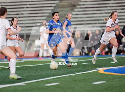 Thumbnail 2 in Sacred Heart Prep @ Santa Clara (CIF CCS DII Quarterfinals) photogallery.