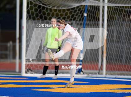 Thumbnail 1 in Sacred Heart Prep @ Santa Clara (CIF CCS DII Quarterfinals) photogallery.