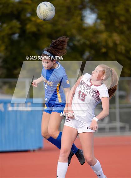 Thumbnail 3 in Sacred Heart Prep @ Santa Clara (CIF CCS DII Quarterfinals) photogallery.