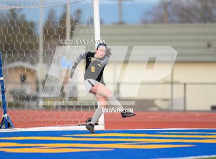 Thumbnail 3 in Sacred Heart Prep @ Santa Clara (CIF CCS DII Quarterfinals) photogallery.
