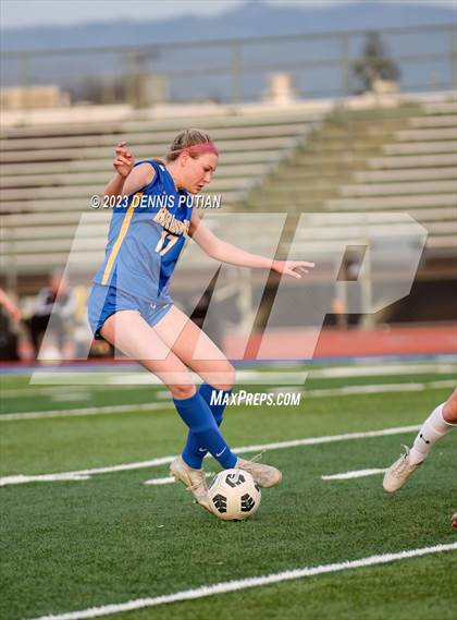 Thumbnail 2 in Sacred Heart Prep @ Santa Clara (CIF CCS DII Quarterfinals) photogallery.