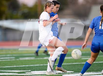 Thumbnail 2 in Sacred Heart Prep @ Santa Clara (CIF CCS DII Quarterfinals) photogallery.