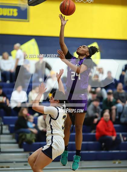 Thumbnail 3 in Winchester Thurston vs Shenango (Shenango Winter Tournament) photogallery.