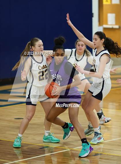 Thumbnail 3 in Winchester Thurston vs Shenango (Shenango Winter Tournament) photogallery.