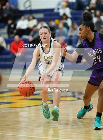 Thumbnail 3 in Winchester Thurston vs Shenango (Shenango Winter Tournament) photogallery.