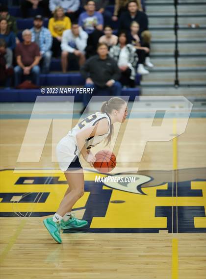 Thumbnail 3 in Winchester Thurston vs Shenango (Shenango Winter Tournament) photogallery.