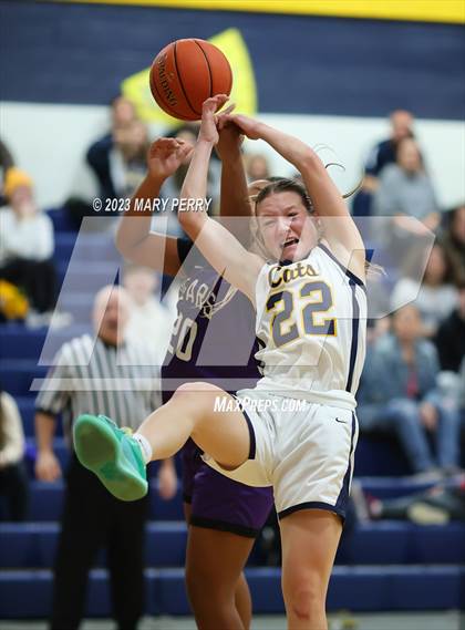 Thumbnail 3 in Winchester Thurston vs Shenango (Shenango Winter Tournament) photogallery.