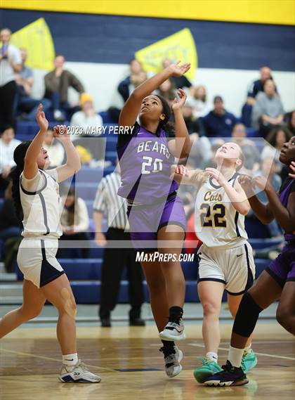 Thumbnail 1 in Winchester Thurston vs Shenango (Shenango Winter Tournament) photogallery.