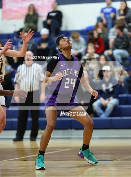 Thumbnail 1 in Winchester Thurston vs Shenango (Shenango Winter Tournament) photogallery.