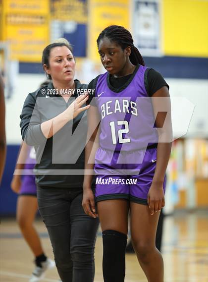 Thumbnail 3 in Winchester Thurston vs Shenango (Shenango Winter Tournament) photogallery.