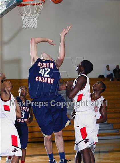 Thumbnail 2 in Klein Collins vs. Duncanville (McDonald's Texas Invitational) photogallery.