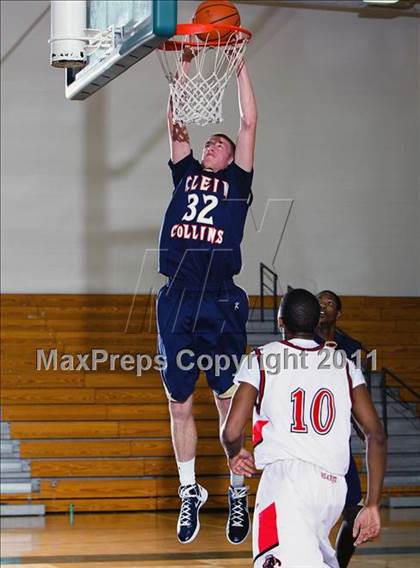Thumbnail 2 in Klein Collins vs. Duncanville (McDonald's Texas Invitational) photogallery.