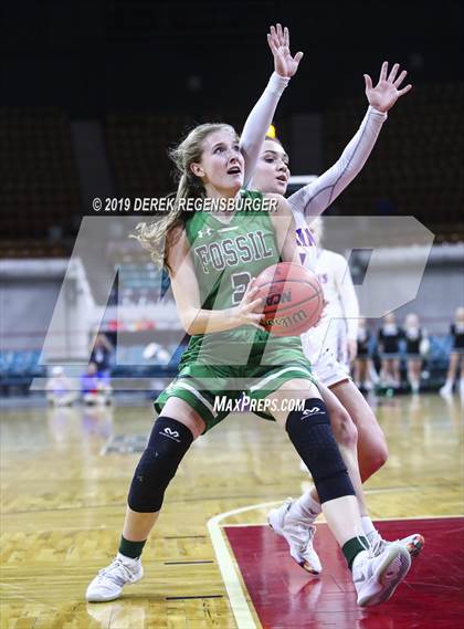 Thumbnail 1 in Fossil Ridge vs Cherry Creek (CHSAA 5A Great 8) photogallery.
