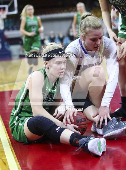 Thumbnail 2 in Fossil Ridge vs Cherry Creek (CHSAA 5A Great 8) photogallery.