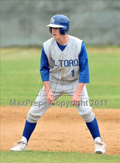 Thumbnail 3 in El Toro @ Esperanza photogallery.