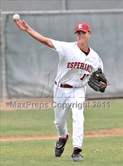 Thumbnail 2 in El Toro @ Esperanza photogallery.