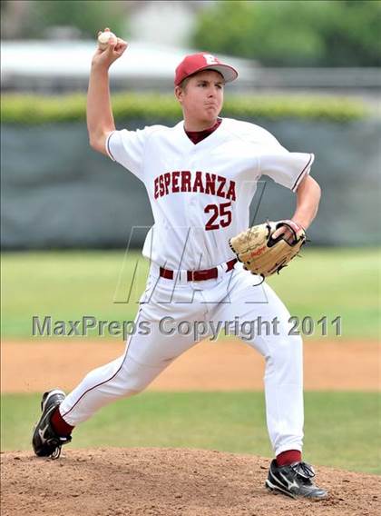 Thumbnail 3 in El Toro @ Esperanza photogallery.