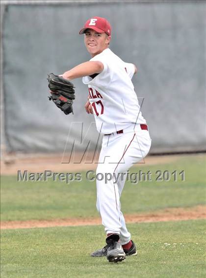 Thumbnail 3 in El Toro @ Esperanza photogallery.