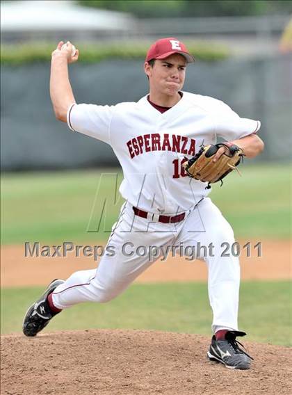 Thumbnail 3 in El Toro @ Esperanza photogallery.