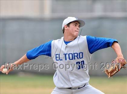 Thumbnail 3 in El Toro @ Esperanza photogallery.