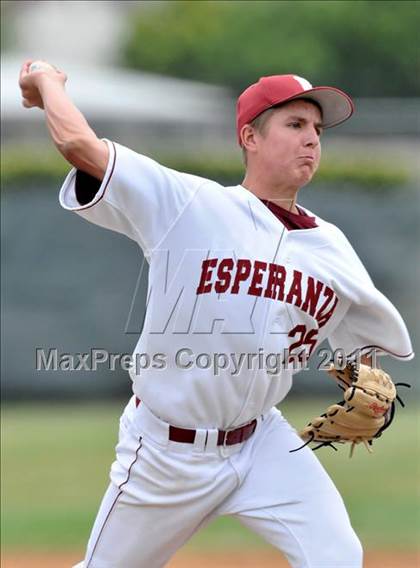 Thumbnail 1 in El Toro @ Esperanza photogallery.