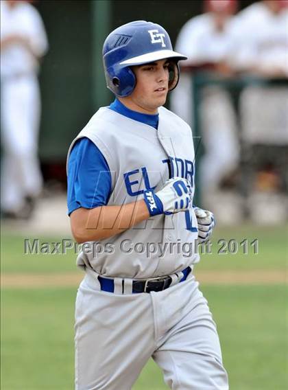 Thumbnail 2 in El Toro @ Esperanza photogallery.
