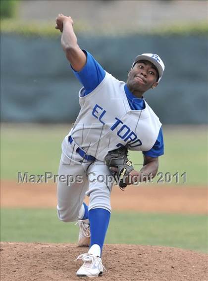 Thumbnail 2 in El Toro @ Esperanza photogallery.