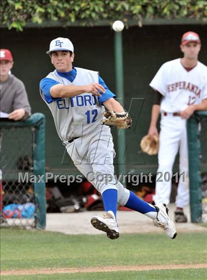 Thumbnail 1 in El Toro @ Esperanza photogallery.