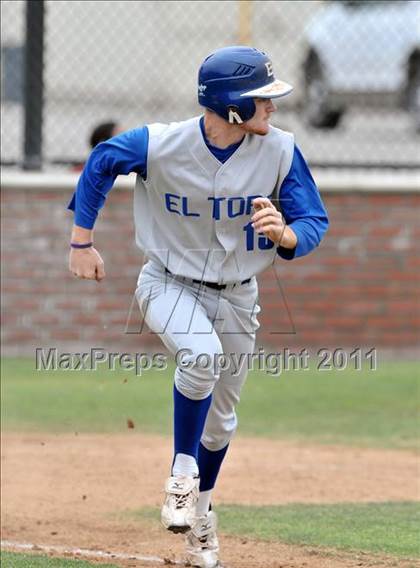 Thumbnail 3 in El Toro @ Esperanza photogallery.