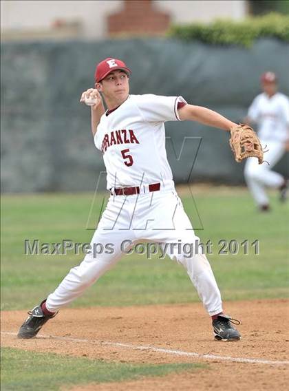 Thumbnail 1 in El Toro @ Esperanza photogallery.