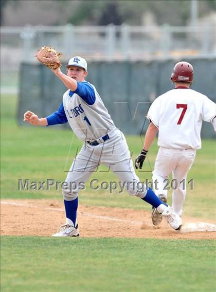 Thumbnail 3 in El Toro @ Esperanza photogallery.