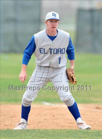 Thumbnail 2 in El Toro @ Esperanza photogallery.