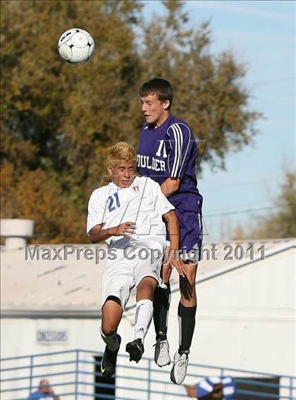 Thumbnail 2 in Cherry Creek vs. Boulder (CHSAA 5A Semifinal) photogallery.
