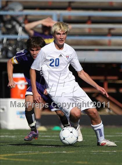 Thumbnail 1 in Cherry Creek vs. Boulder (CHSAA 5A Semifinal) photogallery.