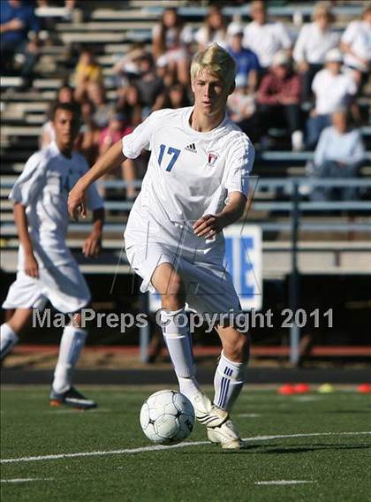 Thumbnail 2 in Cherry Creek vs. Boulder (CHSAA 5A Semifinal) photogallery.