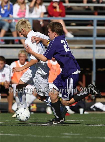 Thumbnail 1 in Cherry Creek vs. Boulder (CHSAA 5A Semifinal) photogallery.