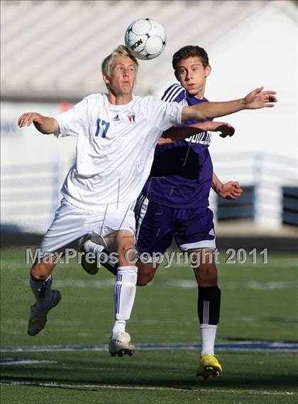 Thumbnail 2 in Cherry Creek vs. Boulder (CHSAA 5A Semifinal) photogallery.
