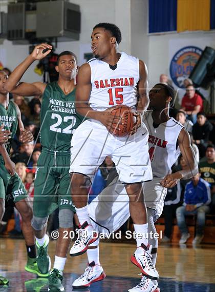 Thumbnail 1 in Sacred Heart Cathedral vs. Salesian College Preparatory (Gridley Invitational) photogallery.