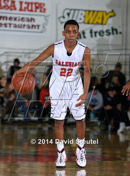 Thumbnail 3 in Sacred Heart Cathedral vs. Salesian College Preparatory (Gridley Invitational) photogallery.
