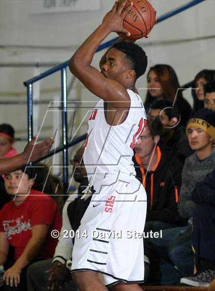 Thumbnail 1 in Sacred Heart Cathedral vs. Salesian College Preparatory (Gridley Invitational) photogallery.