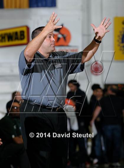 Thumbnail 1 in Sacred Heart Cathedral vs. Salesian College Preparatory (Gridley Invitational) photogallery.