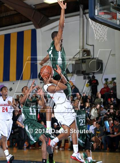 Thumbnail 1 in Sacred Heart Cathedral vs. Salesian College Preparatory (Gridley Invitational) photogallery.