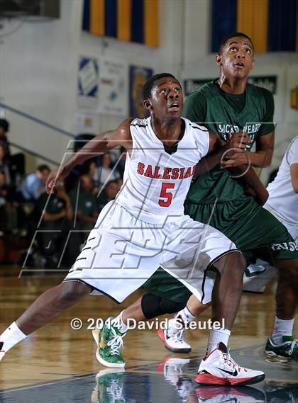 Thumbnail 2 in Sacred Heart Cathedral vs. Salesian College Preparatory (Gridley Invitational) photogallery.