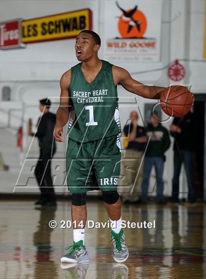 Thumbnail 3 in Sacred Heart Cathedral vs. Salesian College Preparatory (Gridley Invitational) photogallery.