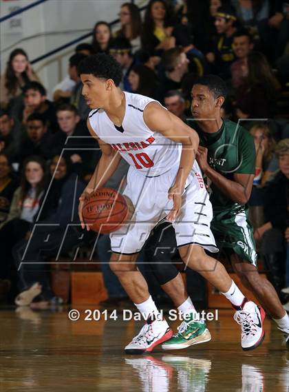 Thumbnail 1 in Sacred Heart Cathedral vs. Salesian College Preparatory (Gridley Invitational) photogallery.