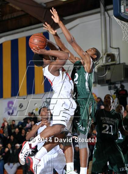 Thumbnail 1 in Sacred Heart Cathedral vs. Salesian College Preparatory (Gridley Invitational) photogallery.